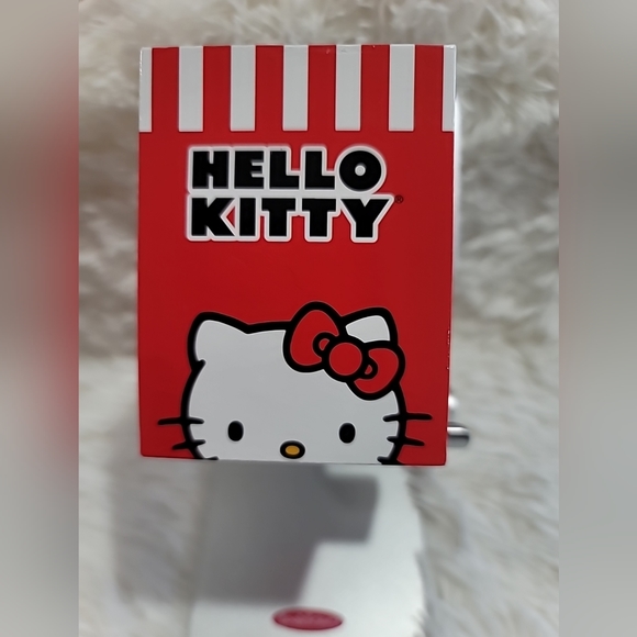 Hello Kitty Charm Bracelet Watch, Analog. Brand New Hanging Charms HTF - Picture 5 of 6